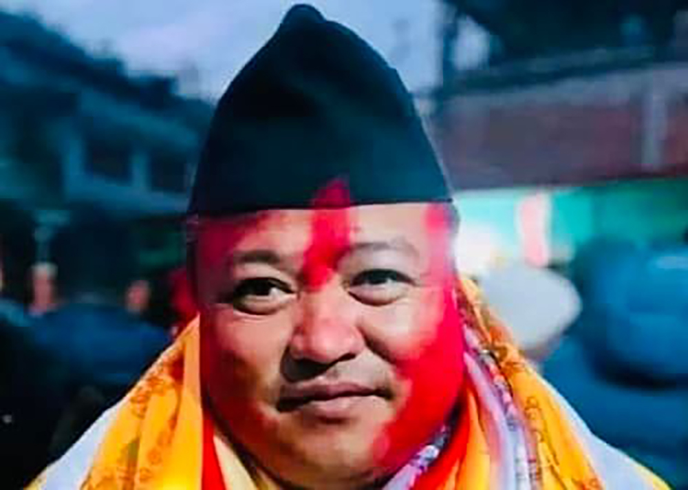 कांग्रेस  सिन्धुपाल्चोकको सभापतिमा लामा